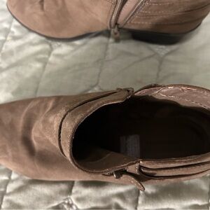 Women's Tan Ankle Boots